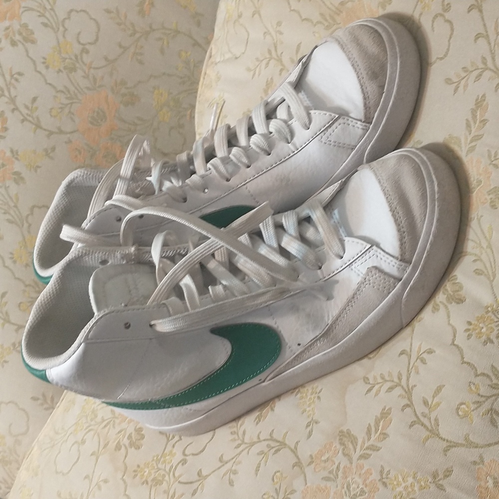 Nike high tops